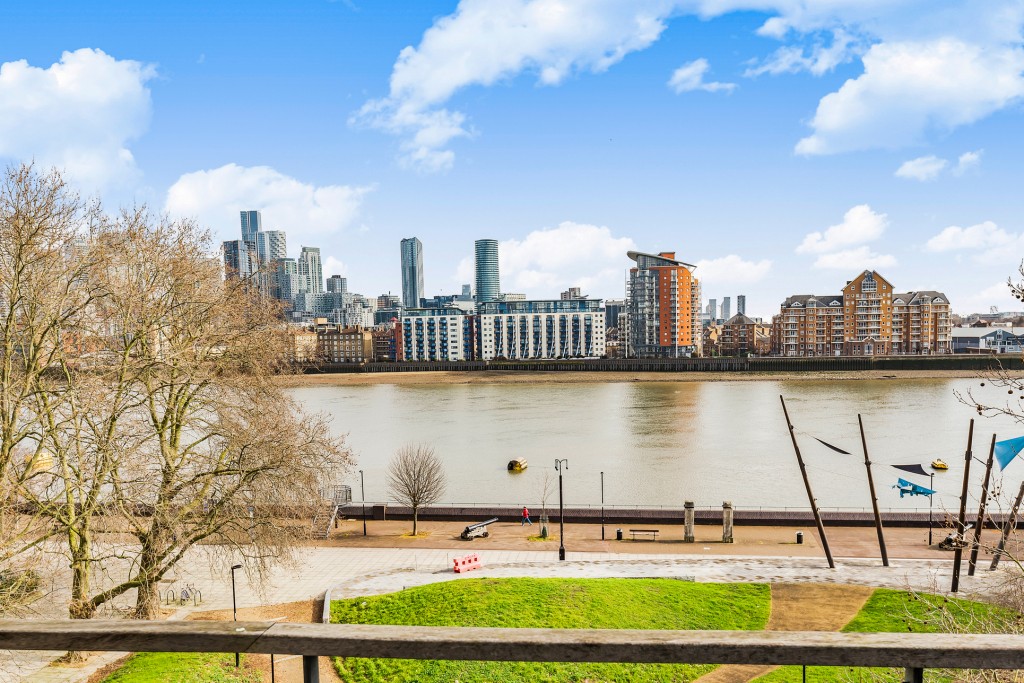 Images for London EAID:1949463716 BID:URP