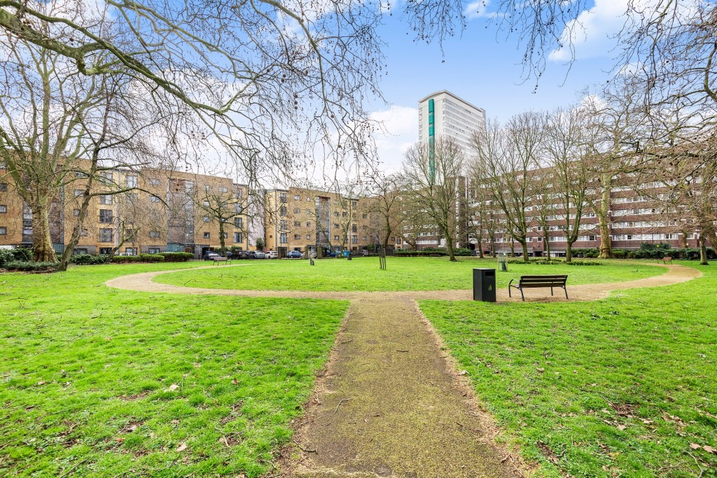 Images for London EAID:1949463716 BID:URP