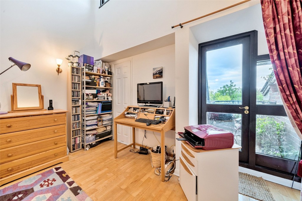 Images for London EAID:1949463716 BID:URP