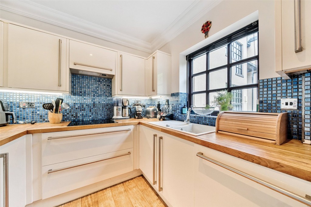 Images for London EAID:1949463716 BID:URP