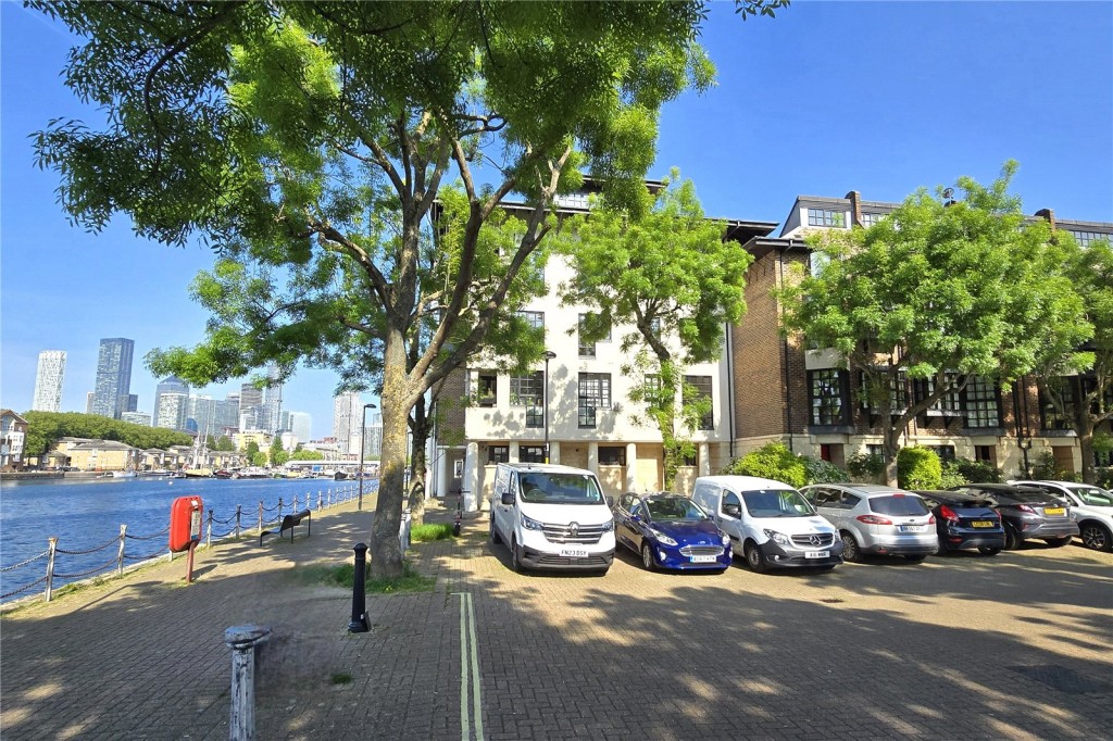 Images for London EAID:1949463716 BID:URP