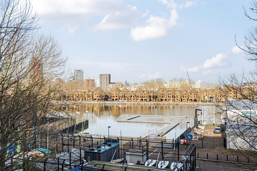 Images for London EAID:1949463716 BID:URP