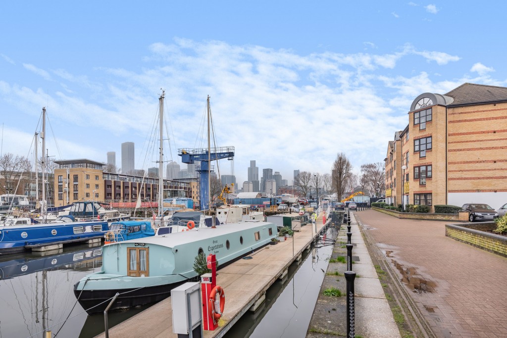 Images for London EAID:1949463716 BID:URP