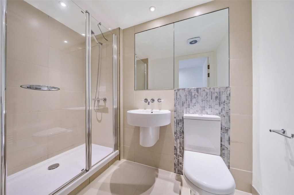 Images for London EAID:1949463716 BID:URP