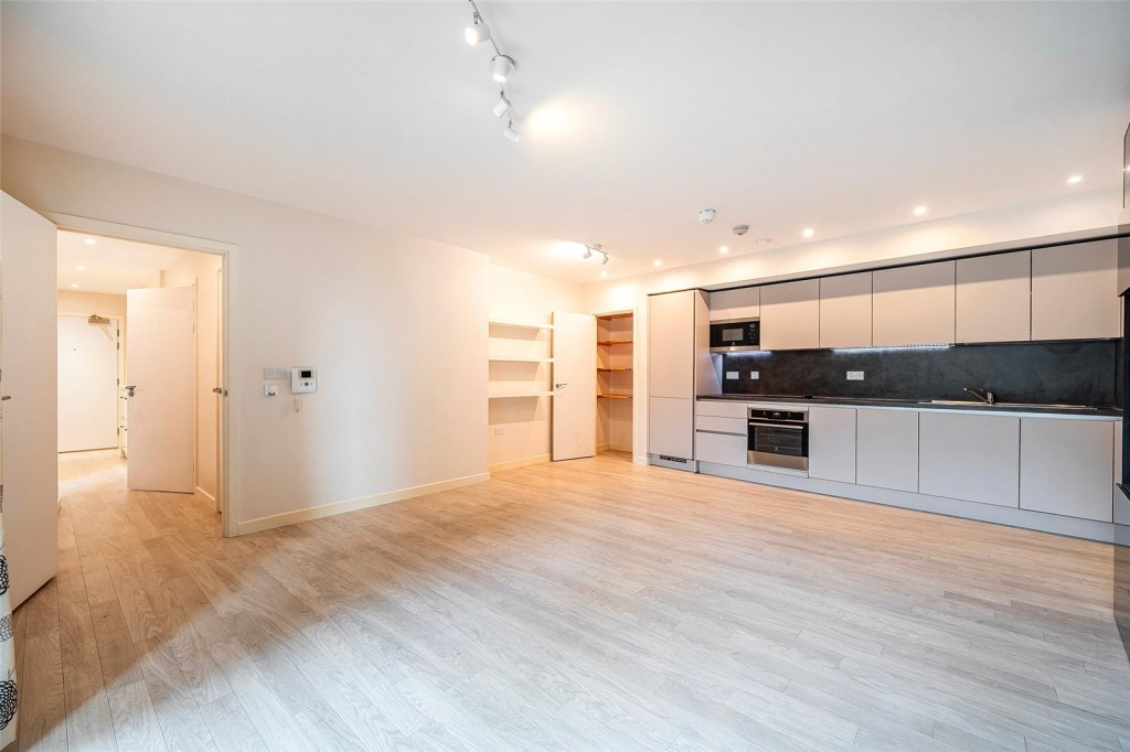 Images for London EAID:1949463716 BID:URP