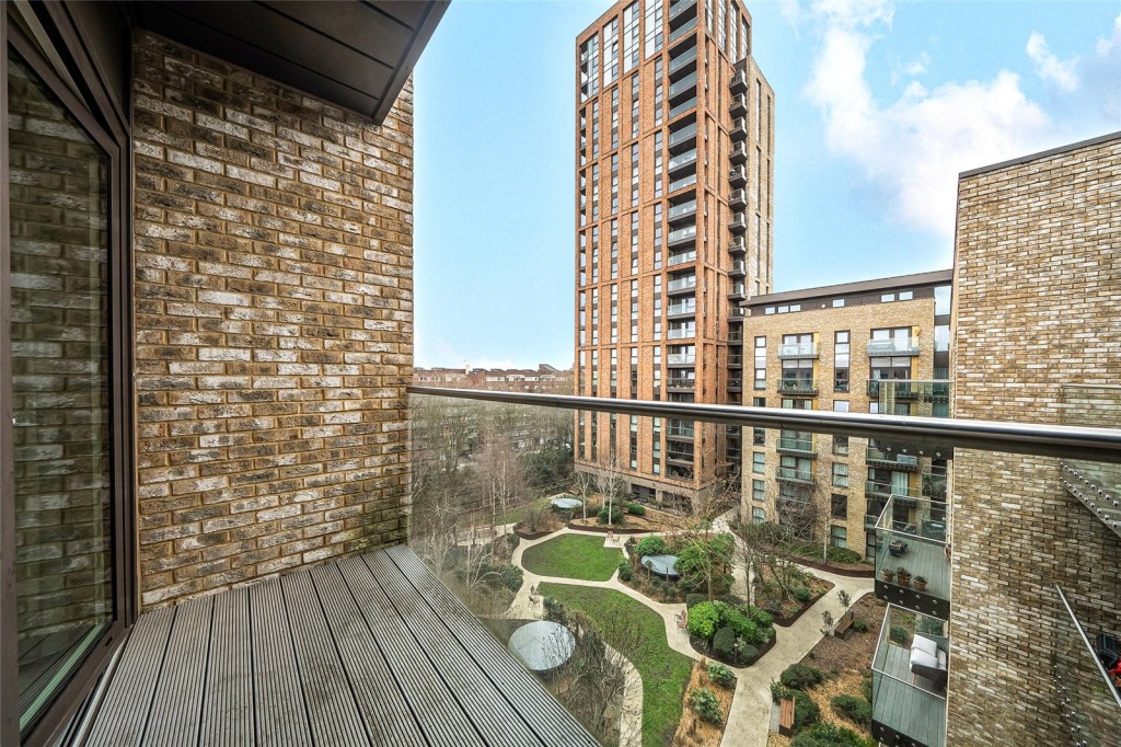 Images for London EAID:1949463716 BID:URP