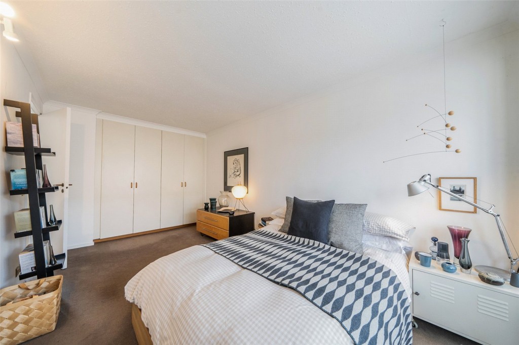 Images for London EAID:1949463716 BID:URP