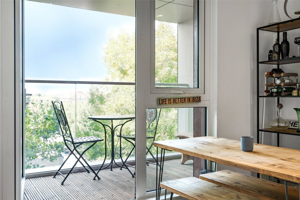 Images for London EAID:1949463716 BID:URP