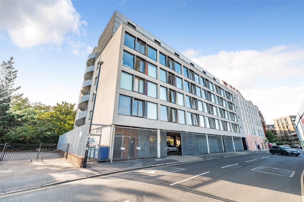 Images for London EAID:1949463716 BID:URP