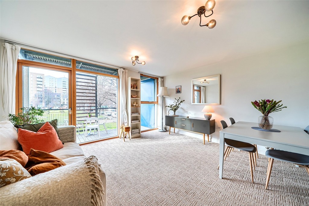 Images for London EAID:1949463716 BID:URP