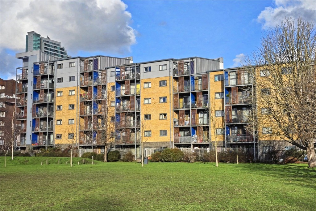 Images for London EAID:1949463716 BID:URP