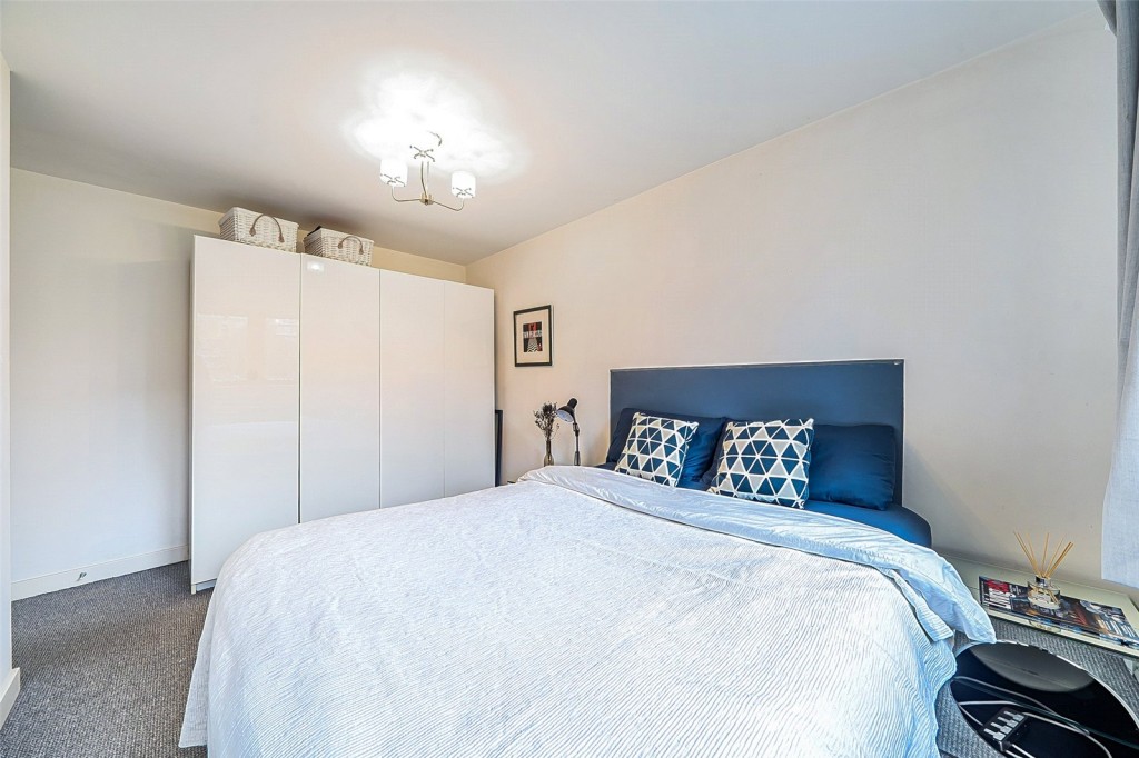 Images for London EAID:1949463716 BID:URP