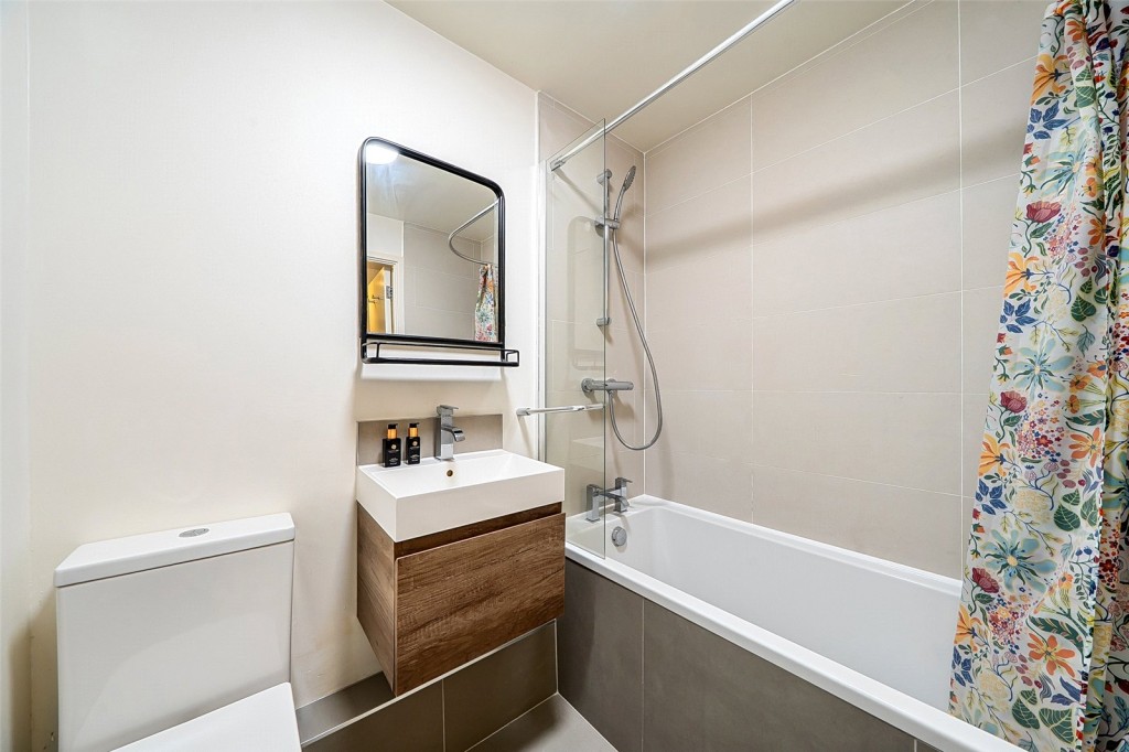 Images for London EAID:1949463716 BID:URP