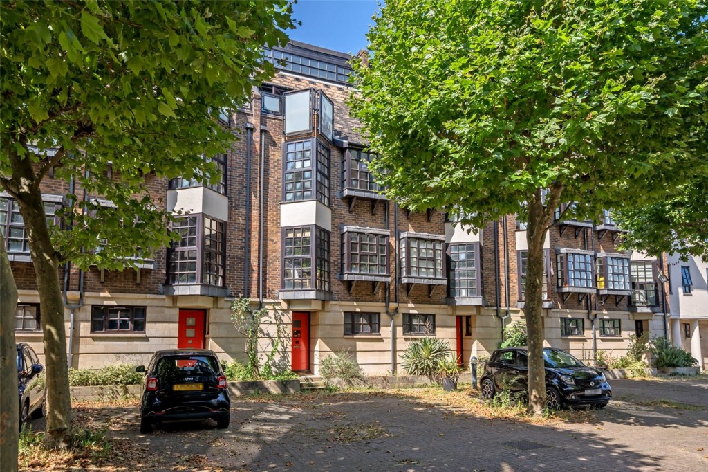 Images for London EAID:1949463716 BID:URP