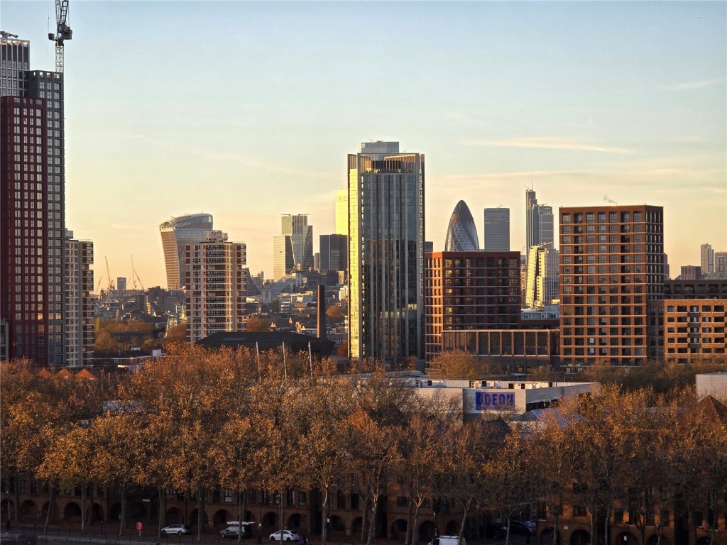 Images for London EAID:1949463716 BID:URP