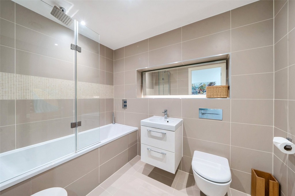 Images for London EAID:1949463716 BID:URP