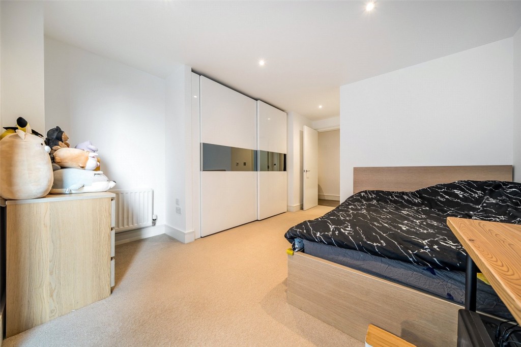 Images for London EAID:1949463716 BID:URP