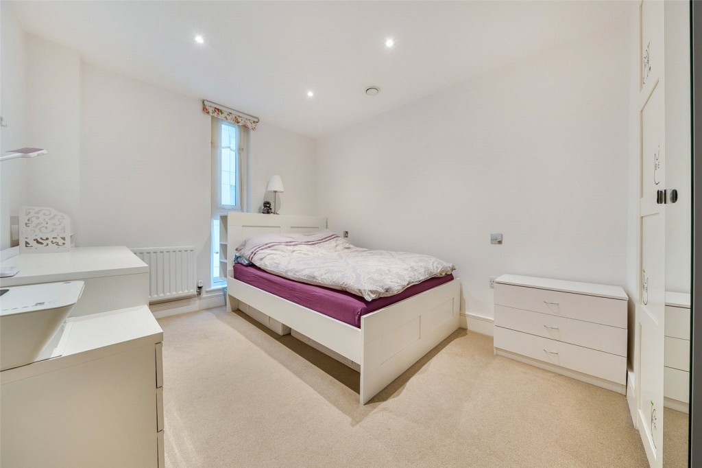 Images for London EAID:1949463716 BID:URP