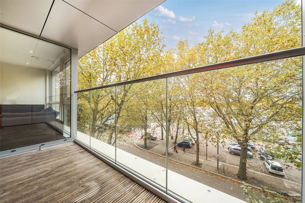 Images for London EAID:1949463716 BID:URP