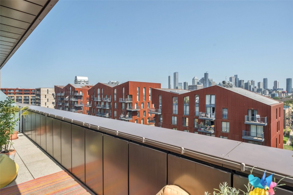 Images for London EAID:1949463716 BID:URP