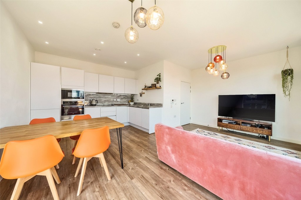 Images for London EAID:1949463716 BID:URP