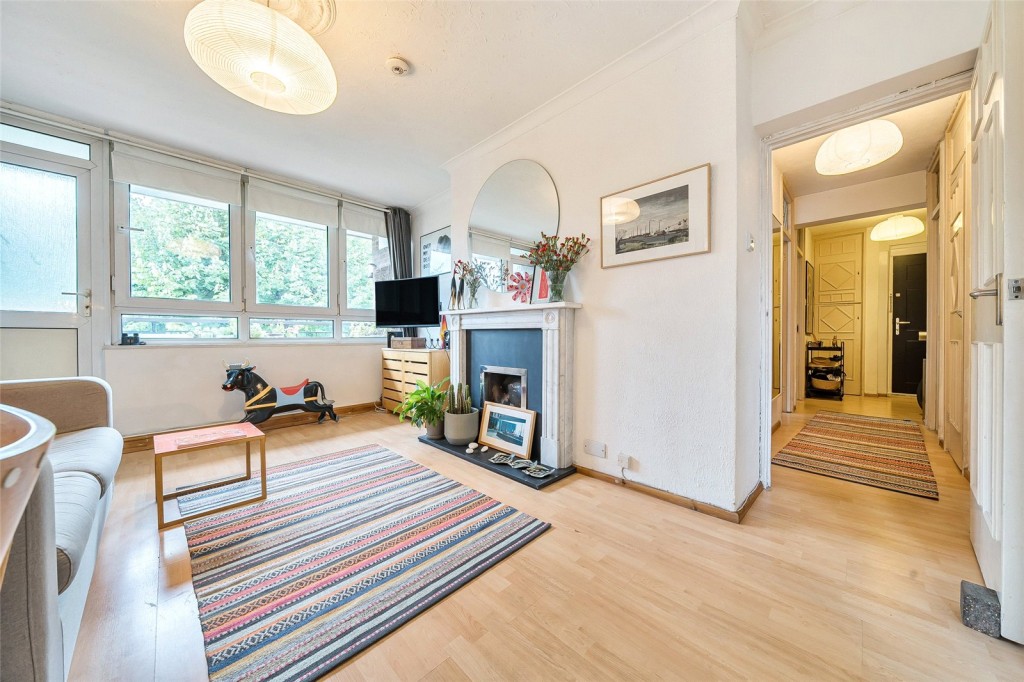 Images for London EAID:1949463716 BID:URP