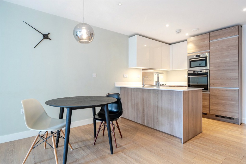 Images for London EAID:1949463716 BID:URP