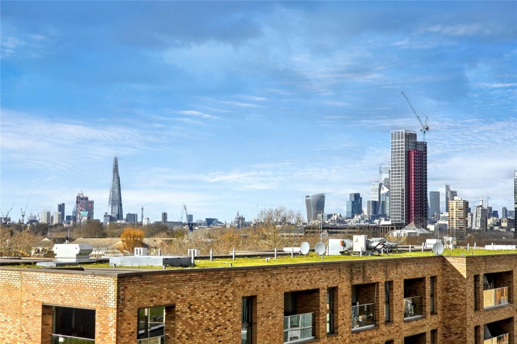 Images for London EAID:1949463716 BID:URP