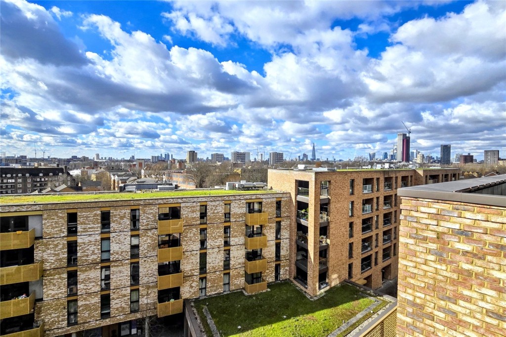 Images for London EAID:1949463716 BID:URP