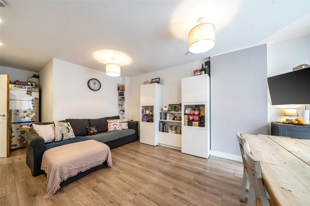 Images for London EAID:1949463716 BID:URP