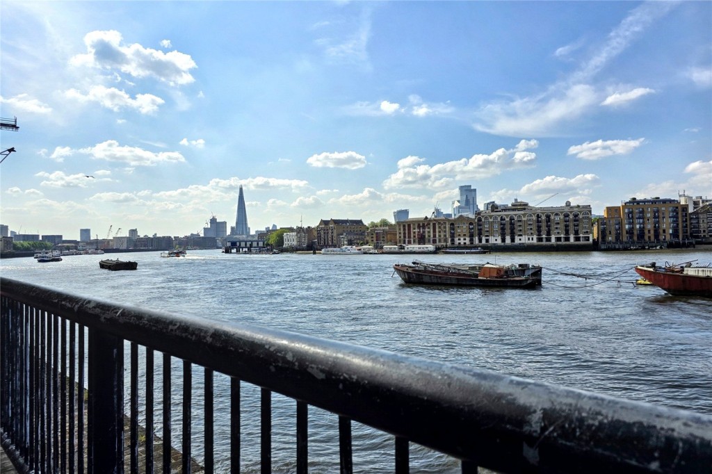 Images for London EAID:1949463716 BID:URP