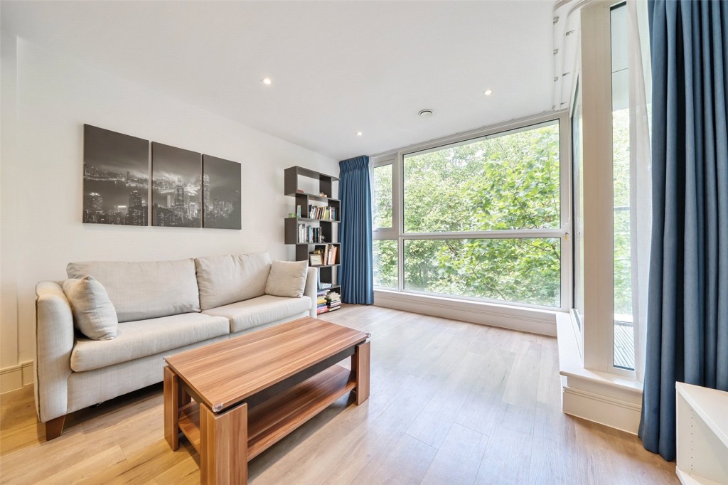 Images for London EAID:1949463716 BID:URP