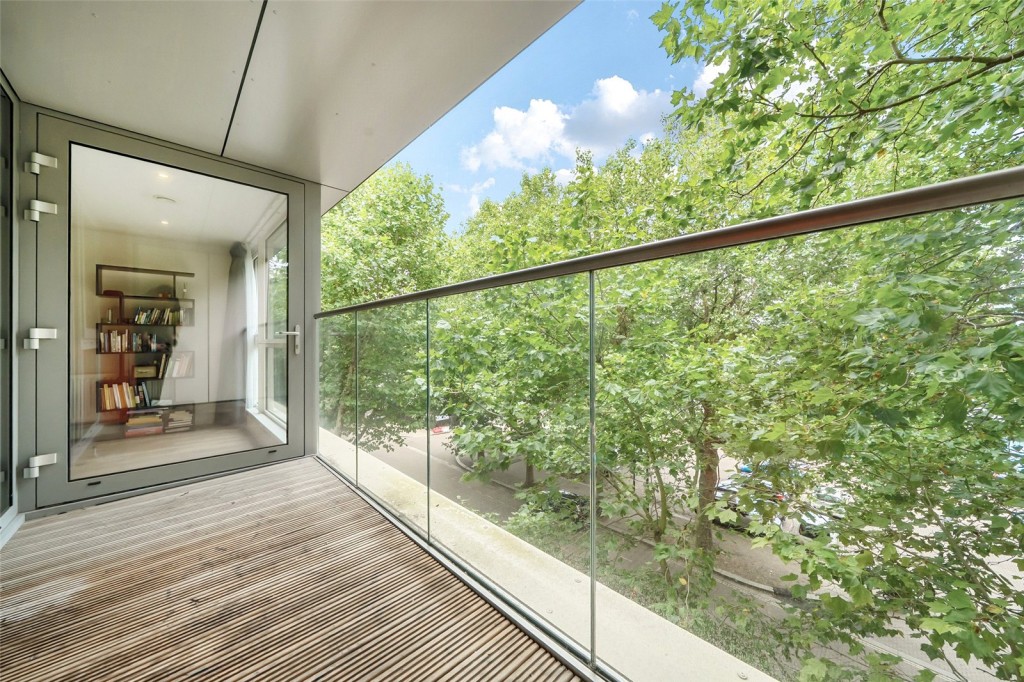 Images for London EAID:1949463716 BID:URP