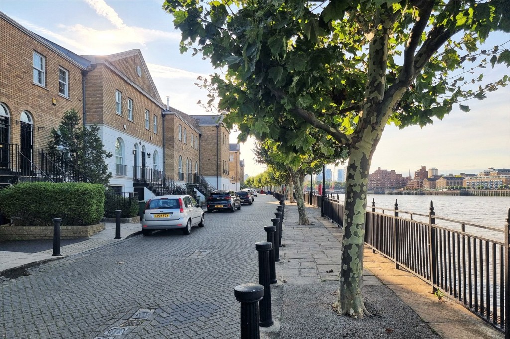 Images for London EAID:1949463716 BID:URP