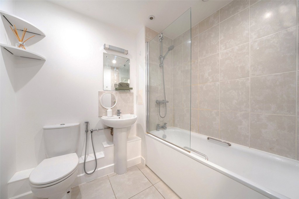 Images for London EAID:1949463716 BID:URP