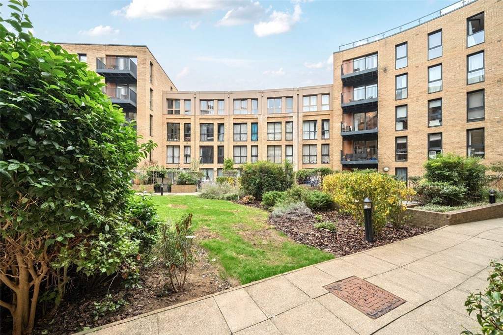 Images for London EAID:1949463716 BID:URP