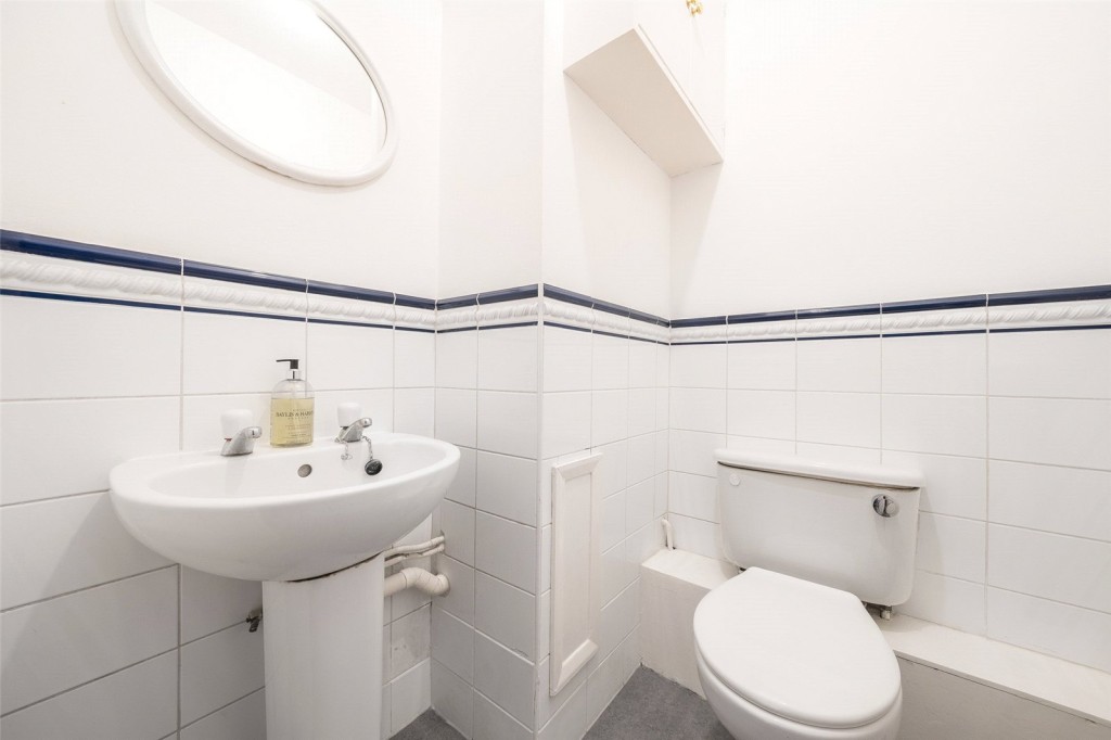 Images for London EAID:1949463716 BID:URP