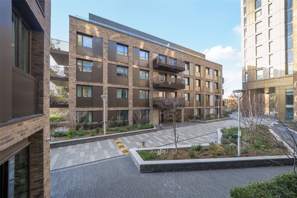 Images for London EAID:1949463716 BID:URP