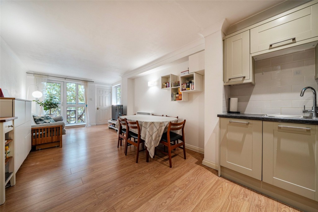 Images for London EAID:1949463716 BID:URP