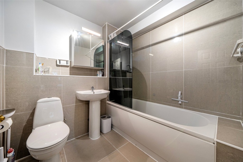 Images for London EAID:1949463716 BID:URP