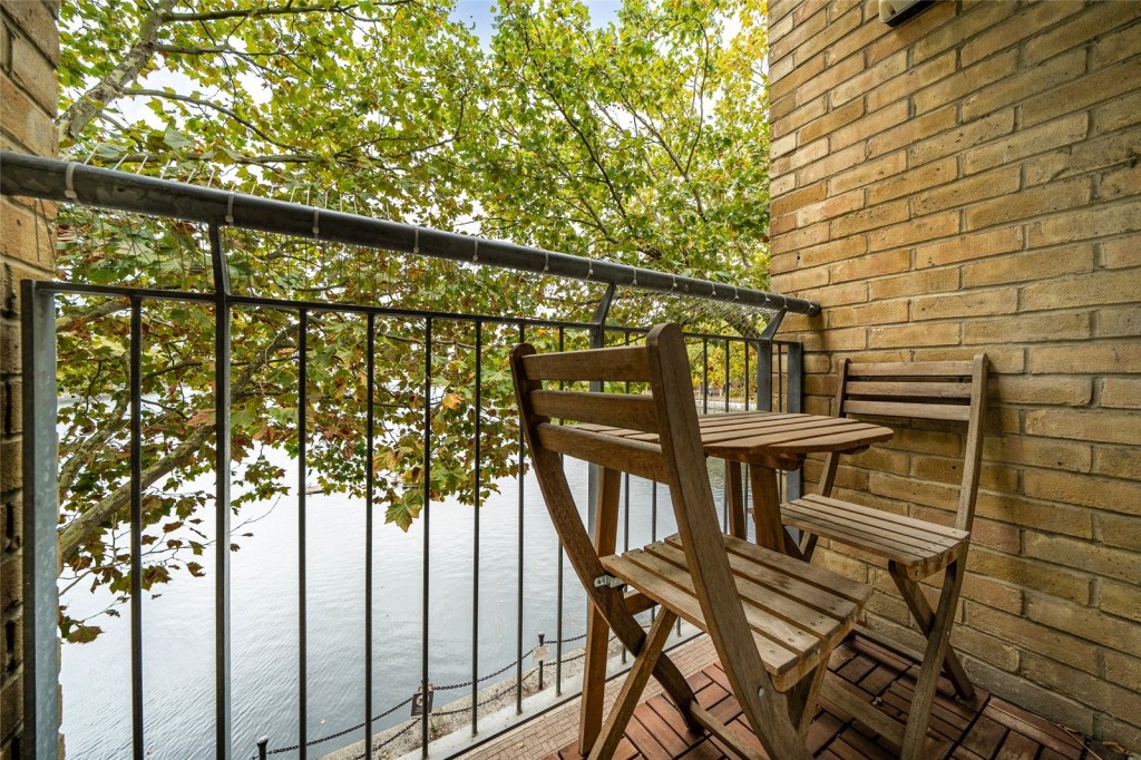 Images for London EAID:1949463716 BID:URP