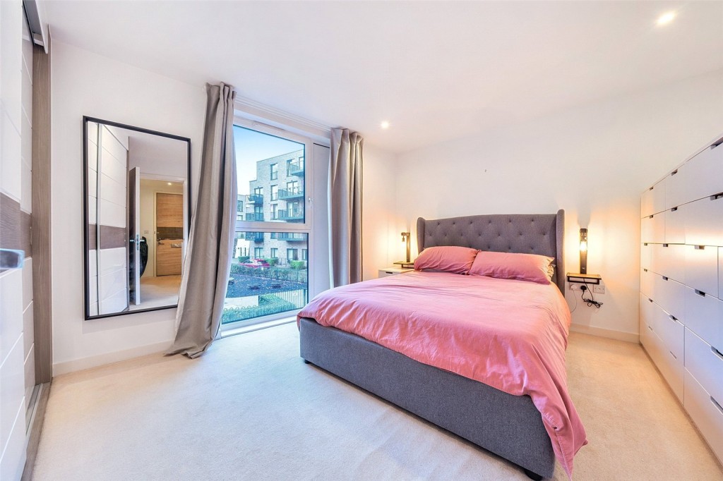 Images for London EAID:1949463716 BID:URP