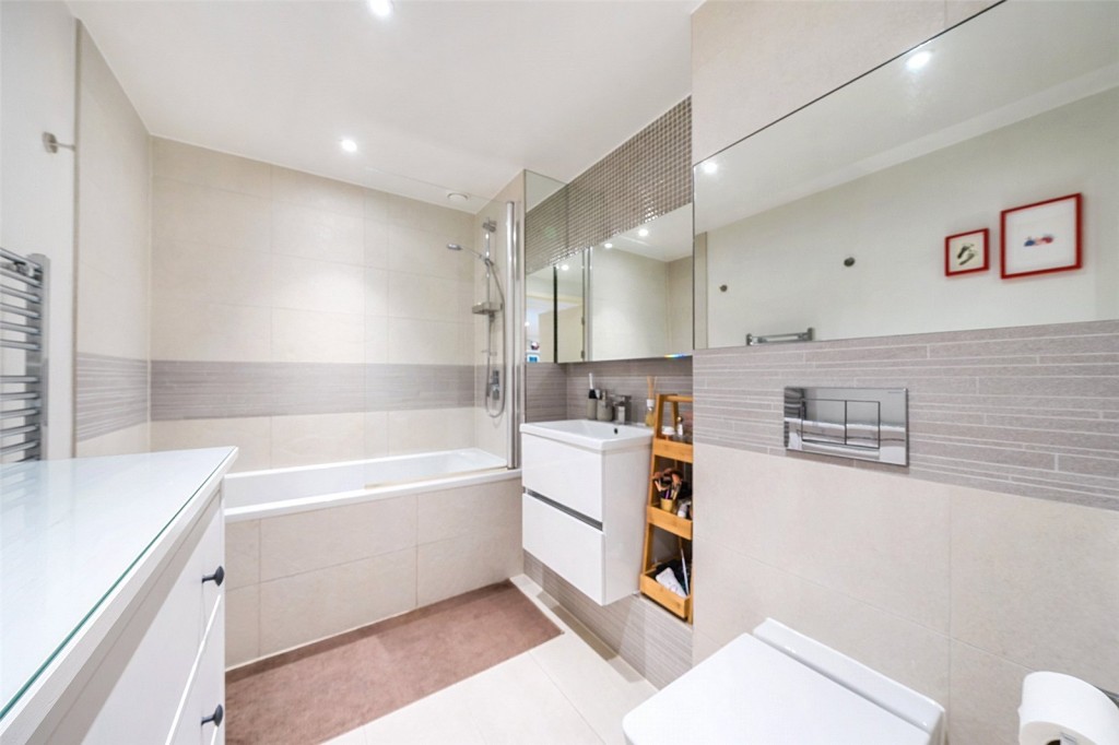 Images for London EAID:1949463716 BID:URP