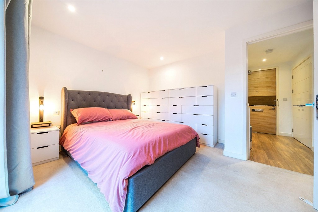 Images for London EAID:1949463716 BID:URP