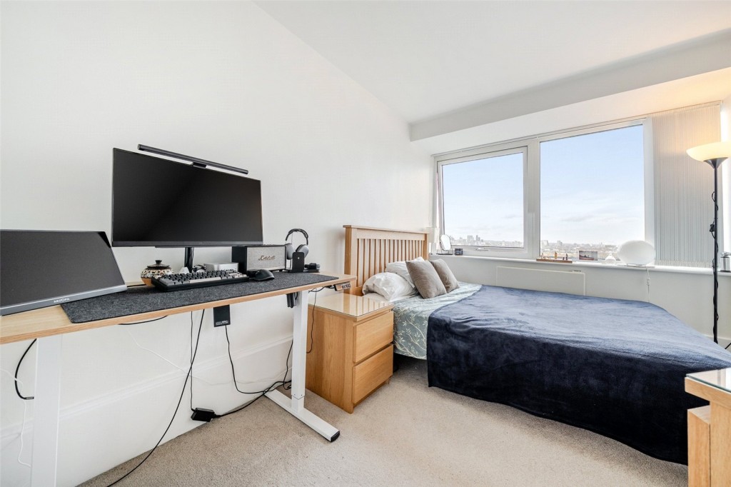 Images for London EAID:1949463716 BID:URP