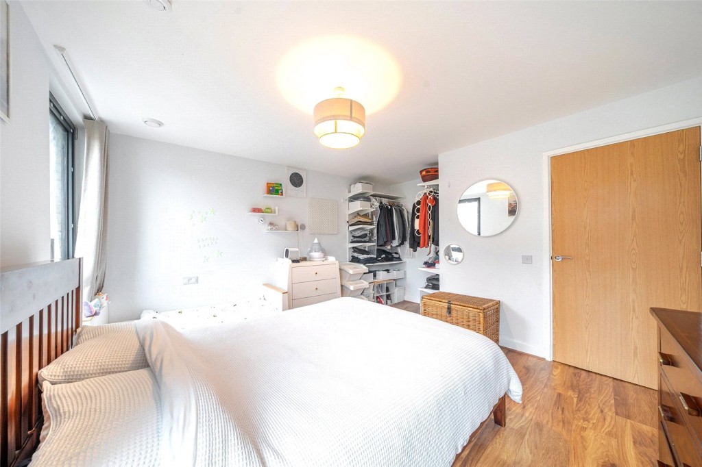 Images for London EAID:1949463716 BID:URP