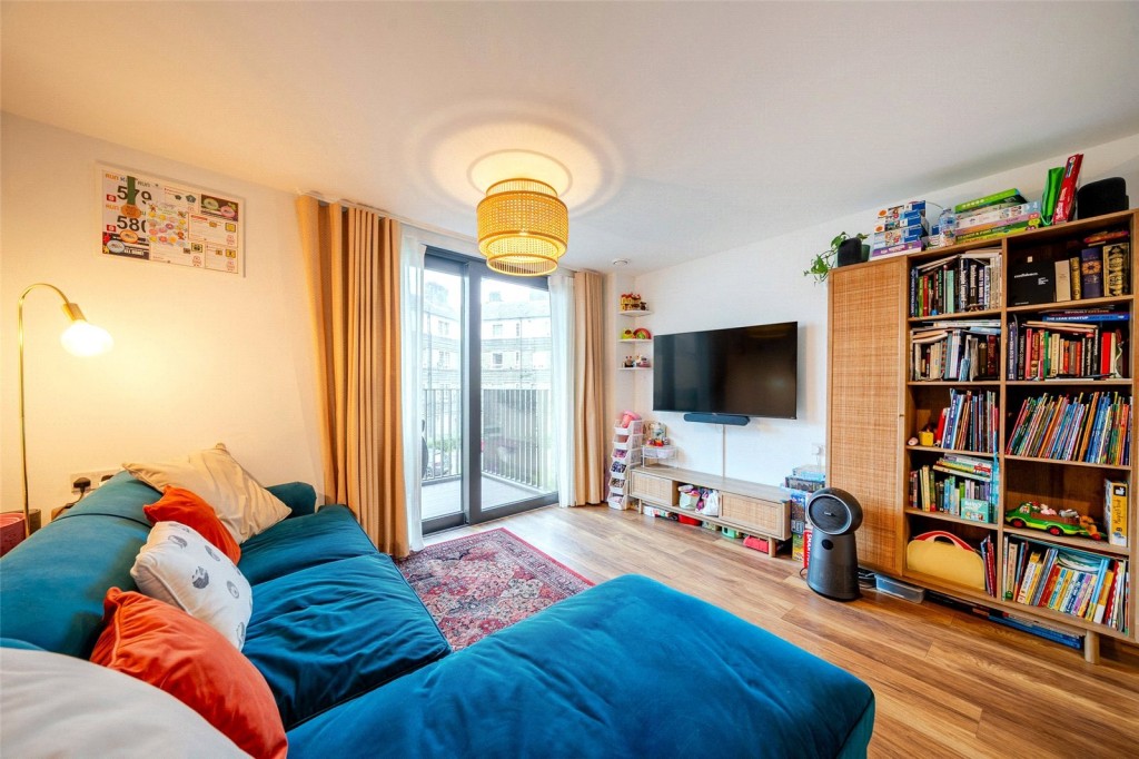 Images for London EAID:1949463716 BID:URP