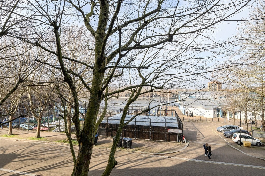 Images for London EAID:1949463716 BID:URP