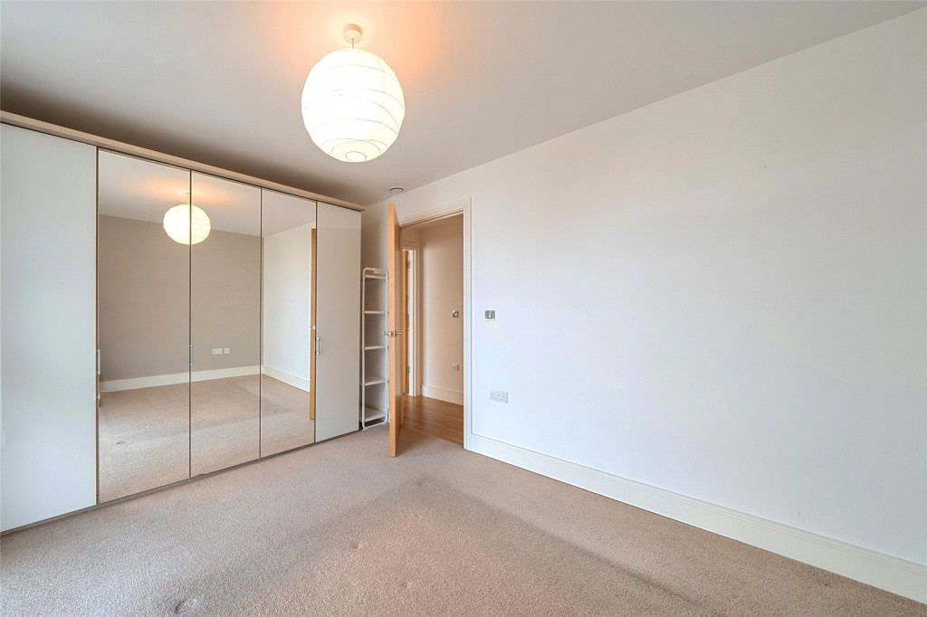 Images for London EAID:1949463716 BID:URP