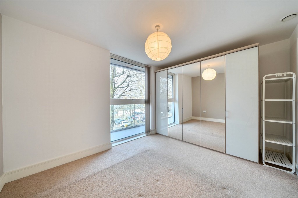 Images for London EAID:1949463716 BID:URP